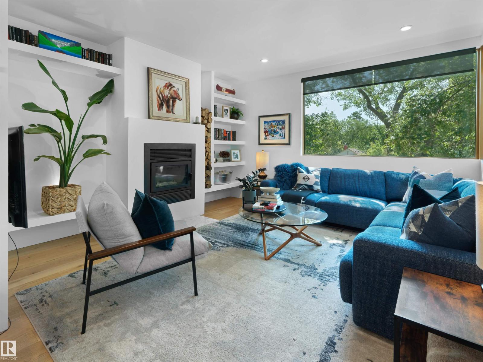 8011 110 ST NW - 18