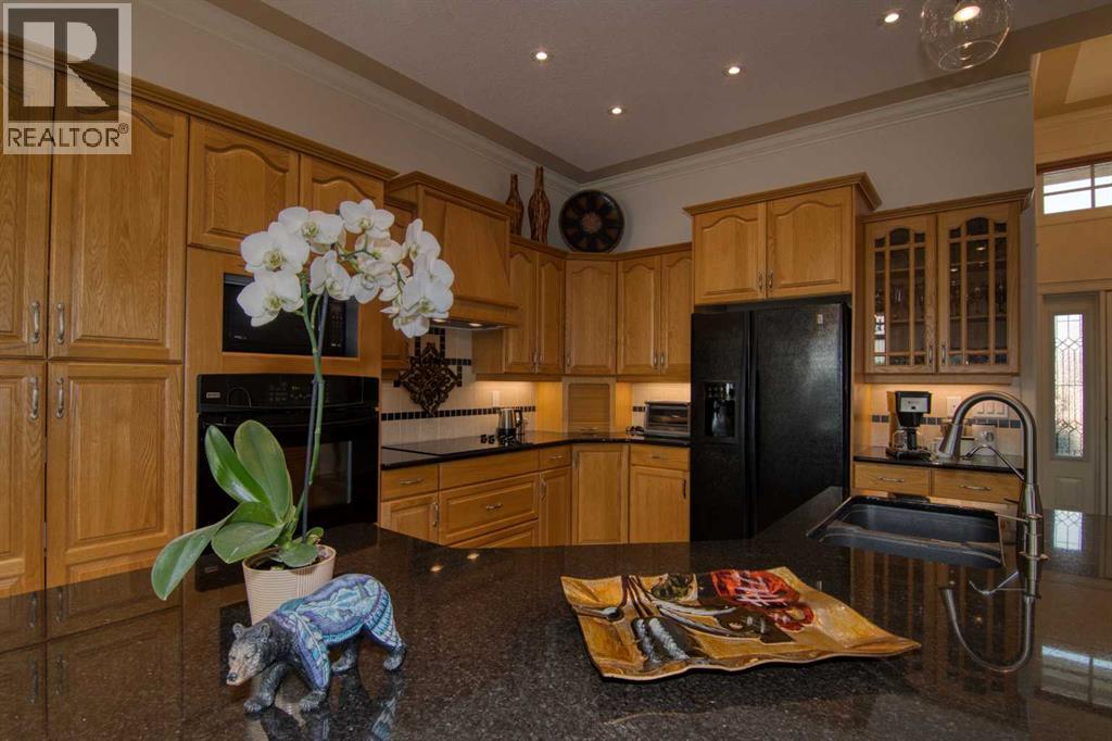 44 Fairmont Point S - Image 11