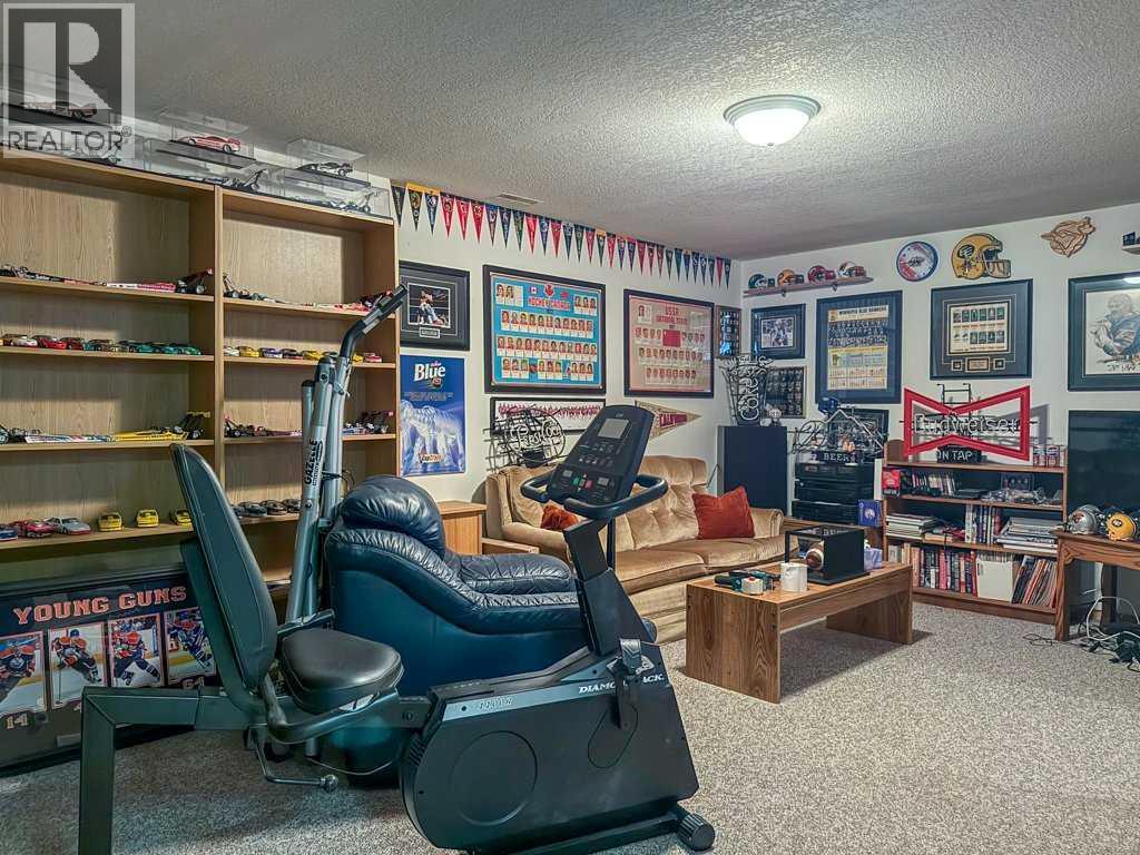 5323 54 Street - Image 22