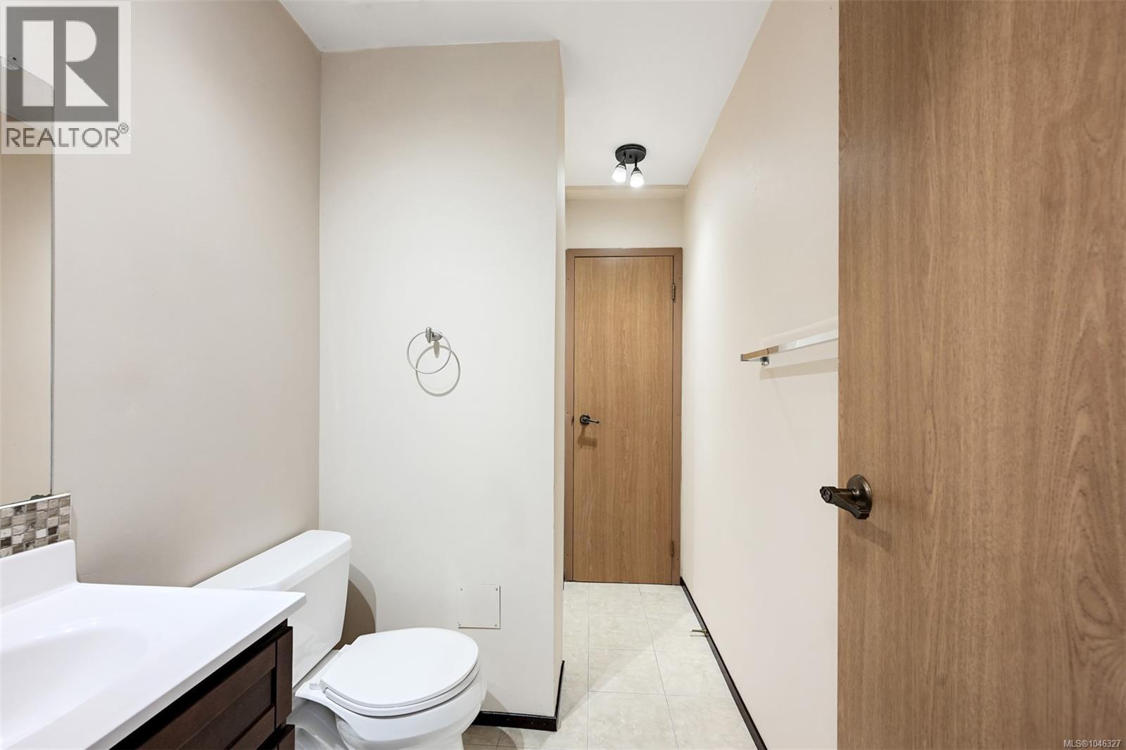 #505 1745 Leighton Rd - 23