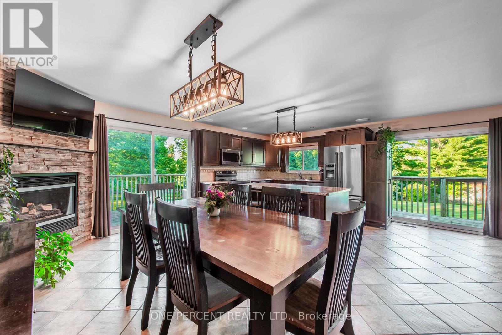 10 CAMPBELL ROAD - 6