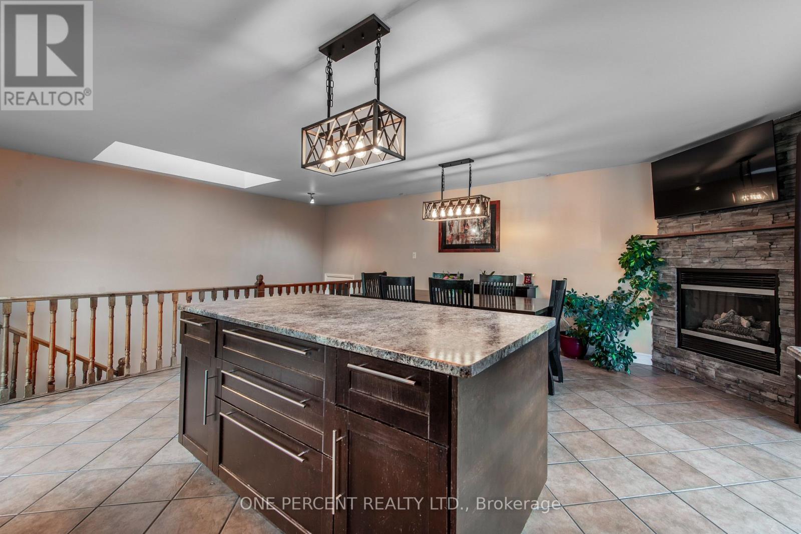10 CAMPBELL ROAD - 7