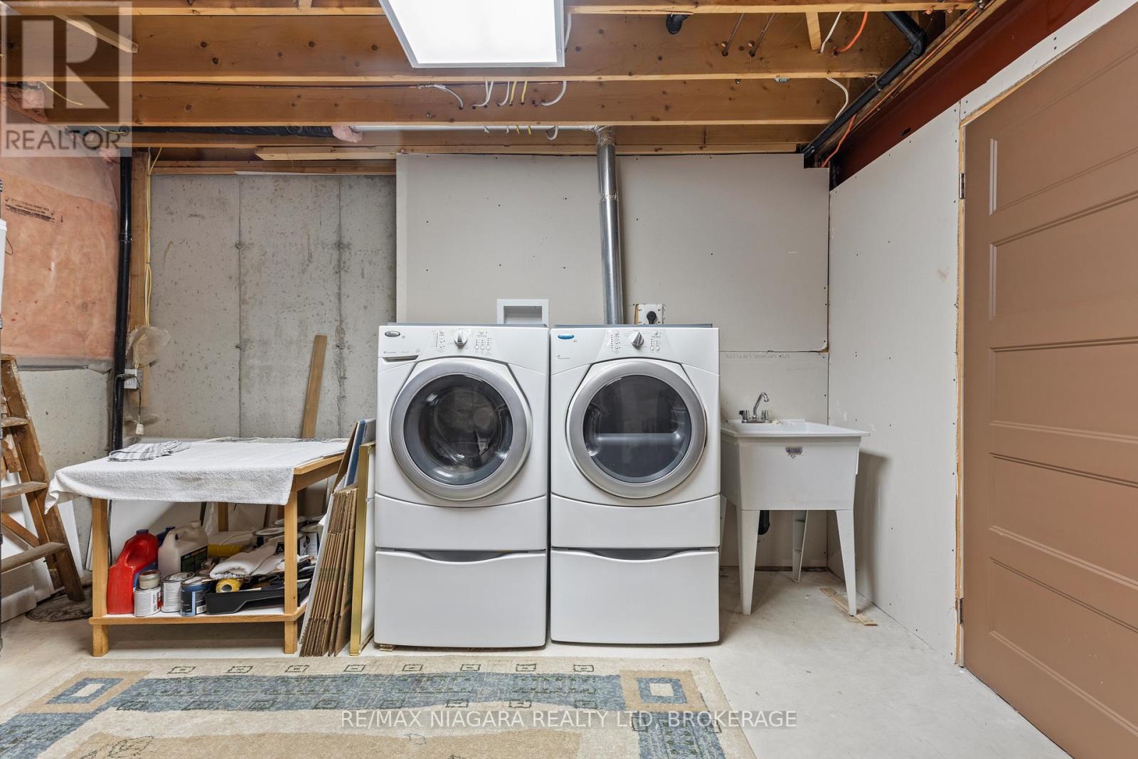 #3 481 VICTORIA STREET - Image 34