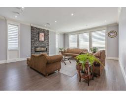 18833 54a Avenue, Surrey, BC V3S6R4 Photo 6