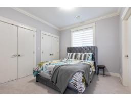 18833 54a Avenue, Surrey, BC V3S6R4 Photo 32