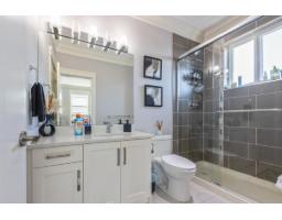 18833 54a Avenue, Surrey, BC V3S6R4 Photo 28