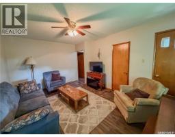 143 Gladstone Avenue N, Yorkton, SK S3N2A7 Photo 22