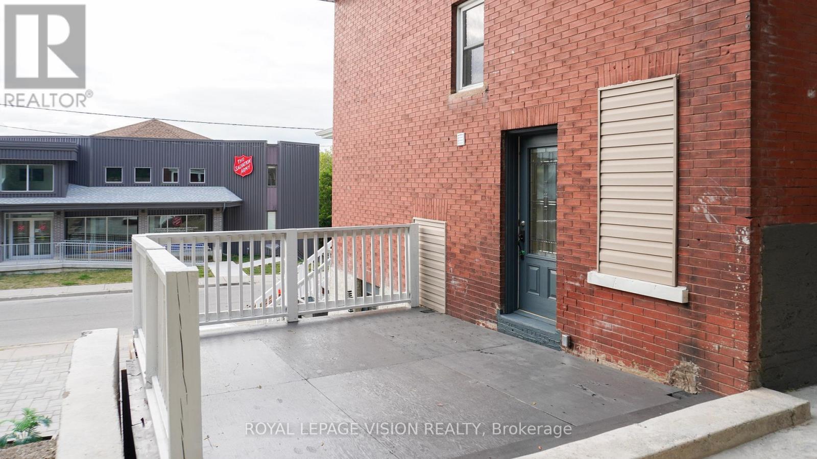 15 SHADE STREET - 29