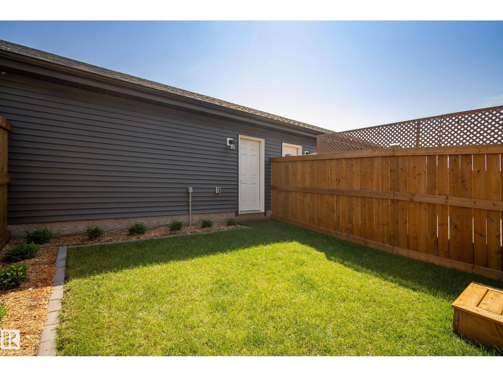 175 KINGLET BV NW - Image 32