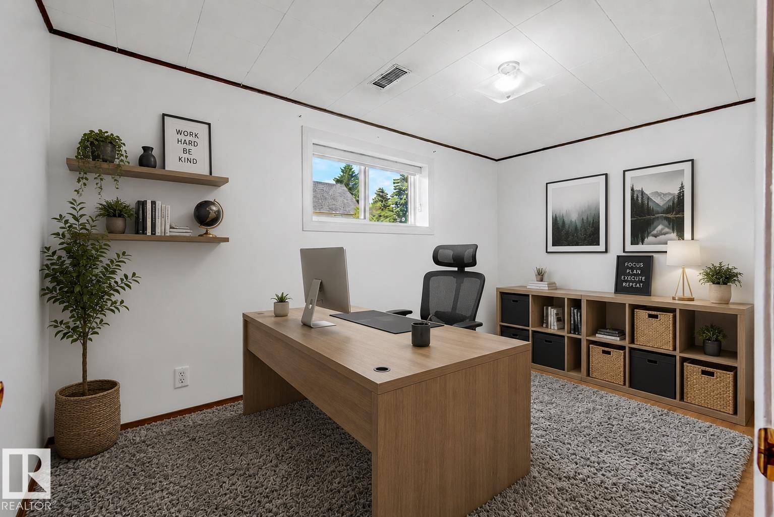 2911 83 Street NW - Photo 26