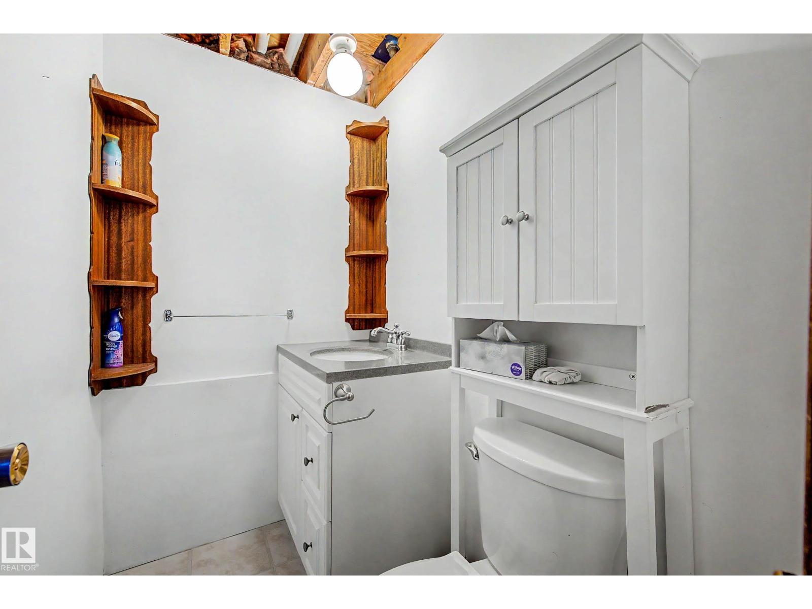 2911 83 Street NW - Photo 30