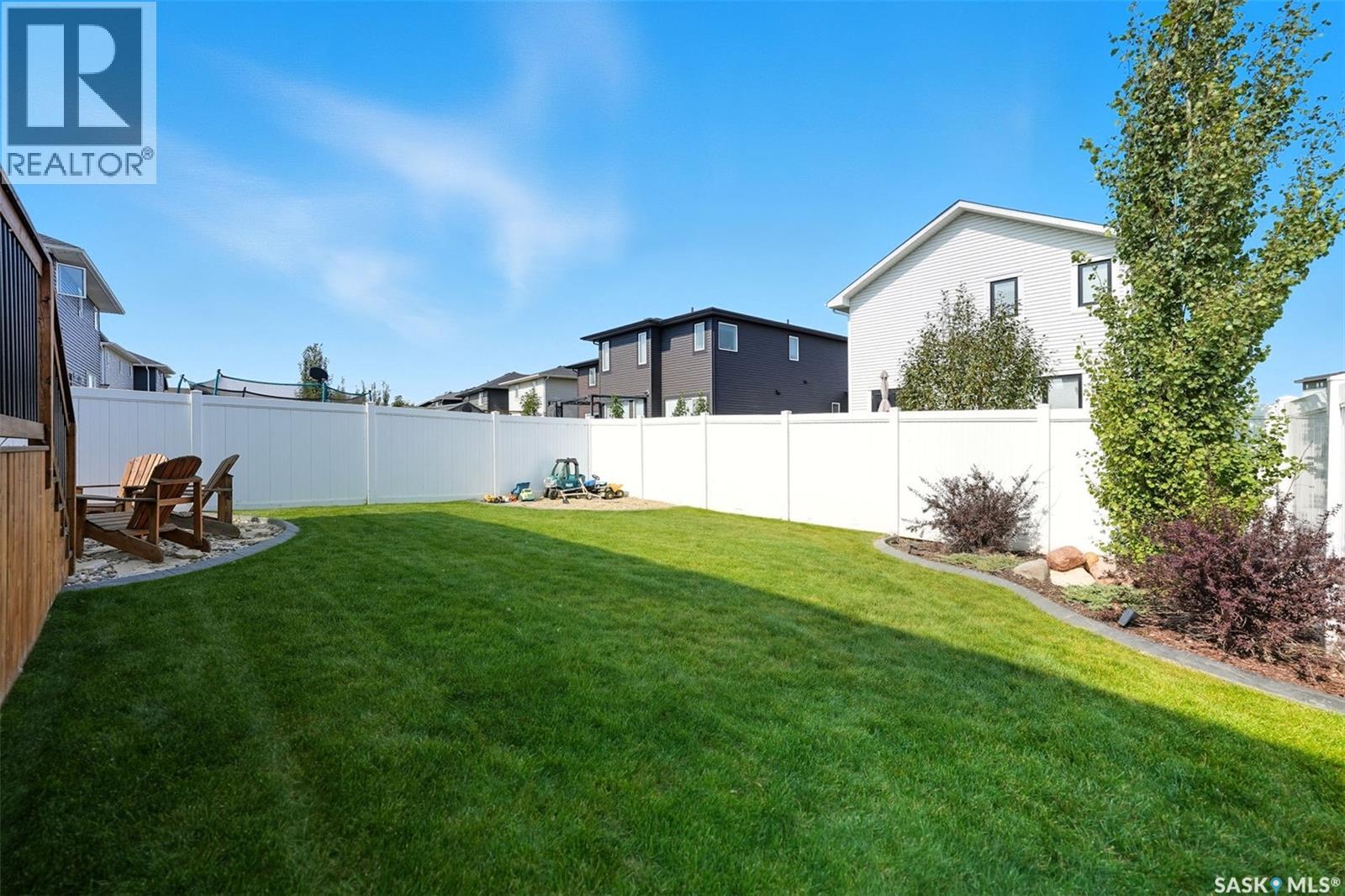 387 Underhill BEND - Image 13