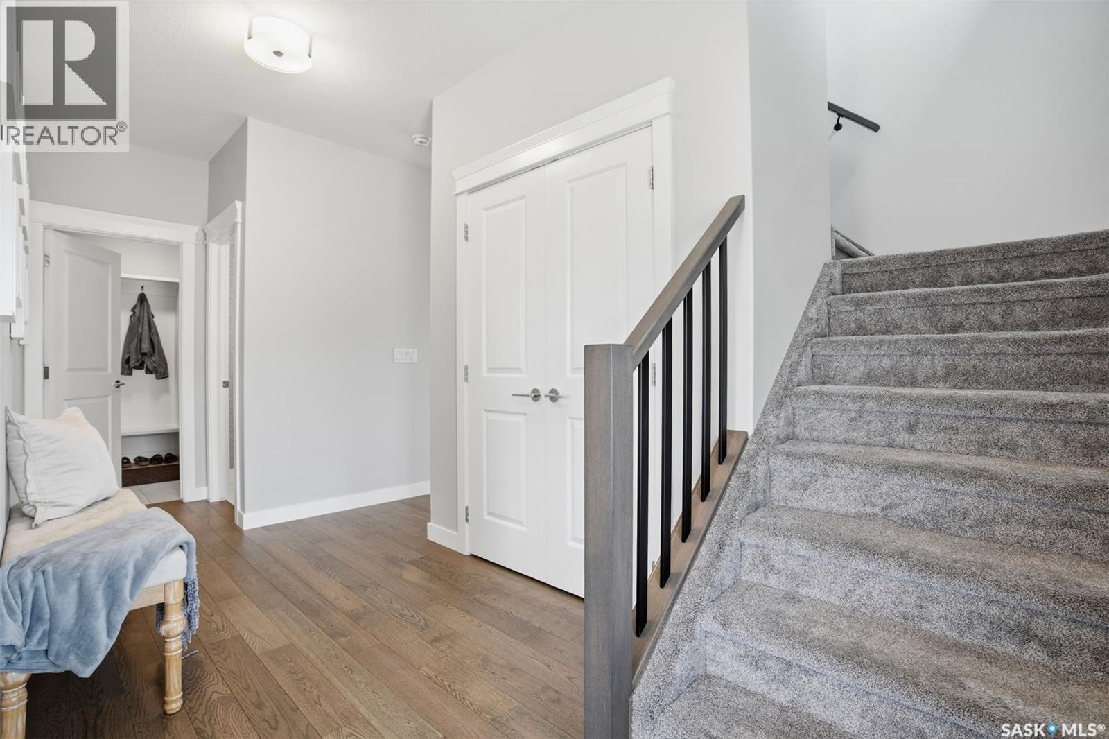 387 Underhill BEND - Image 27