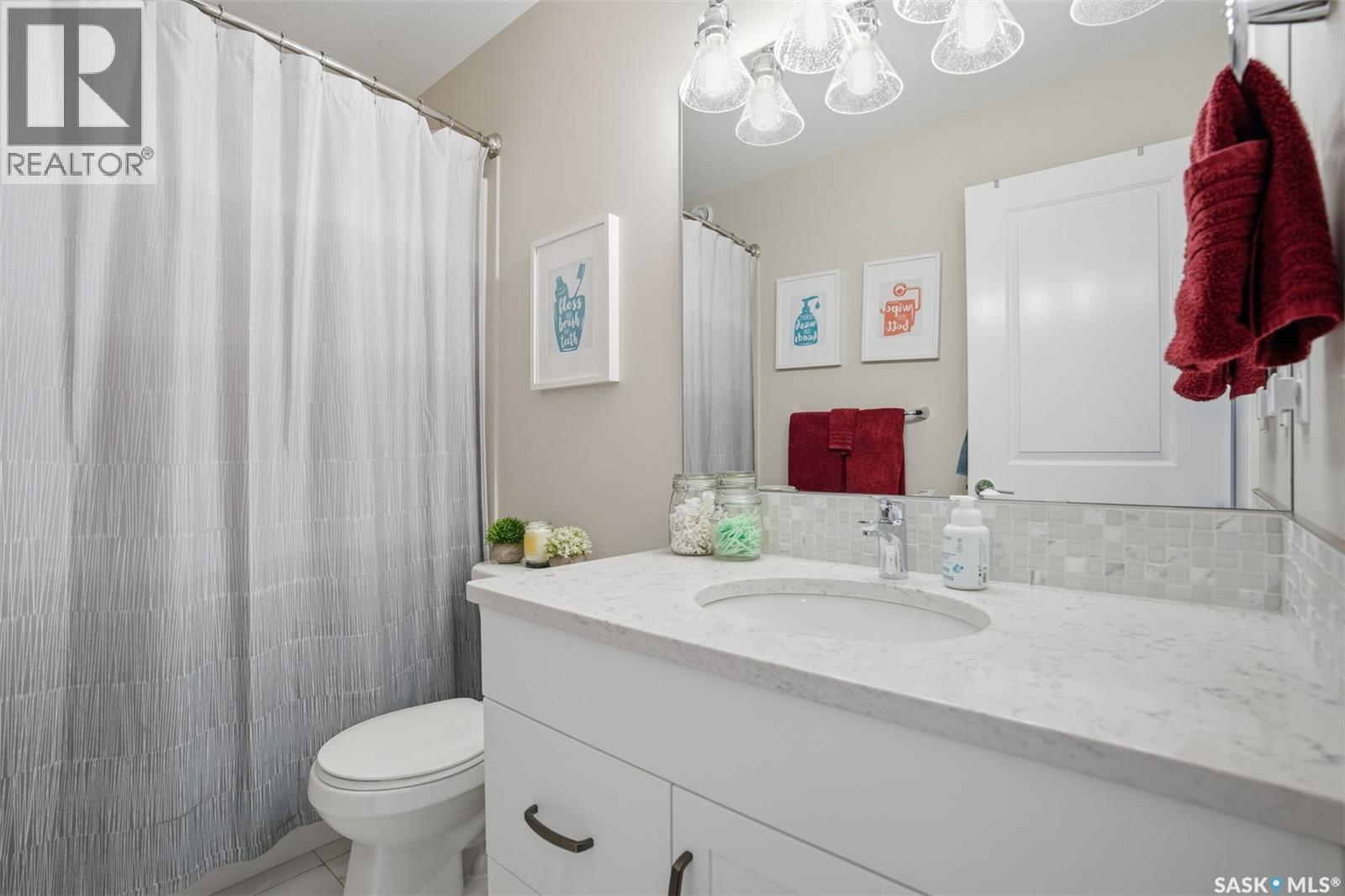 387 Underhill BEND - Image 37