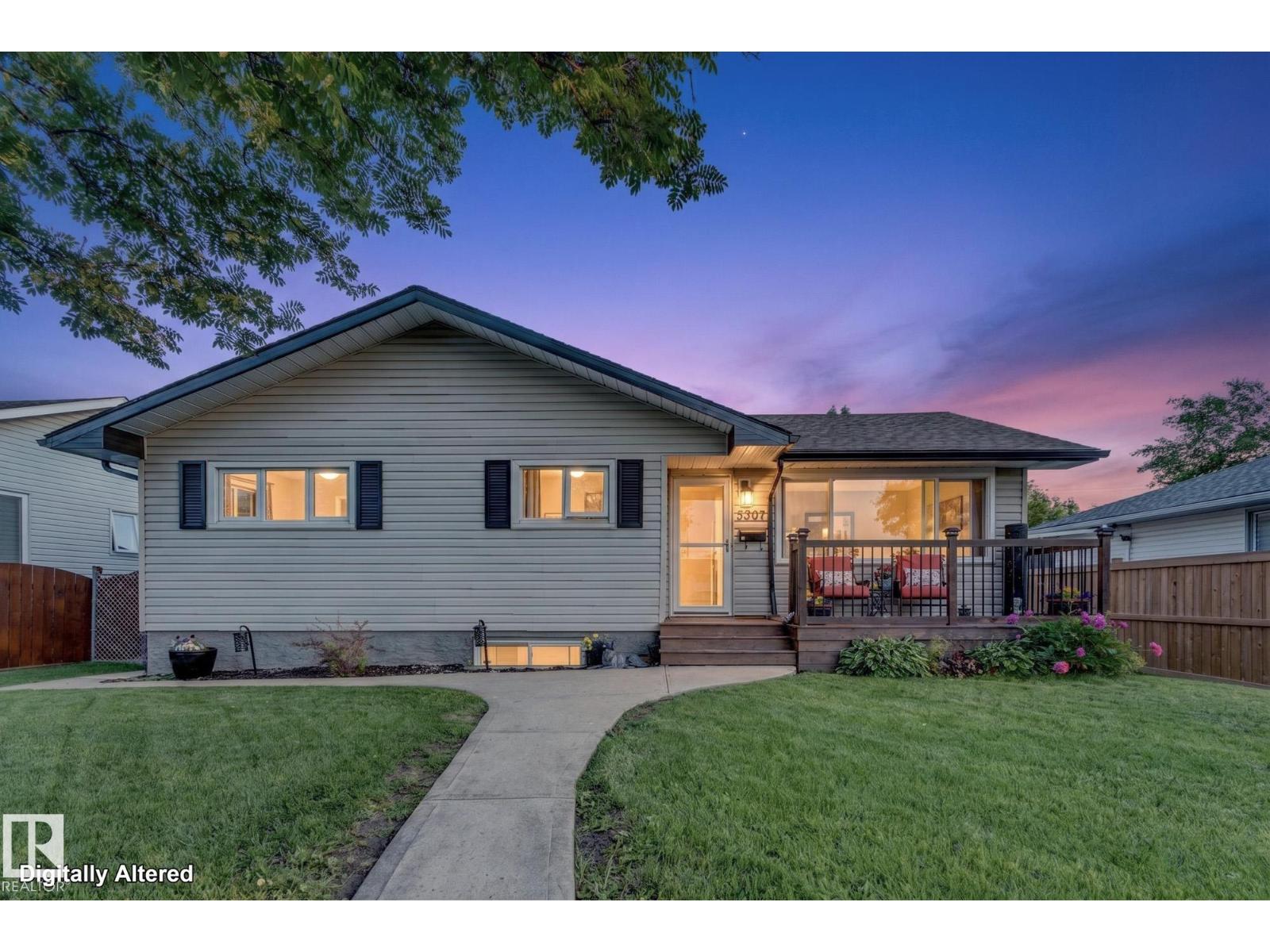 5307 104 Avenue NW - Photo 33