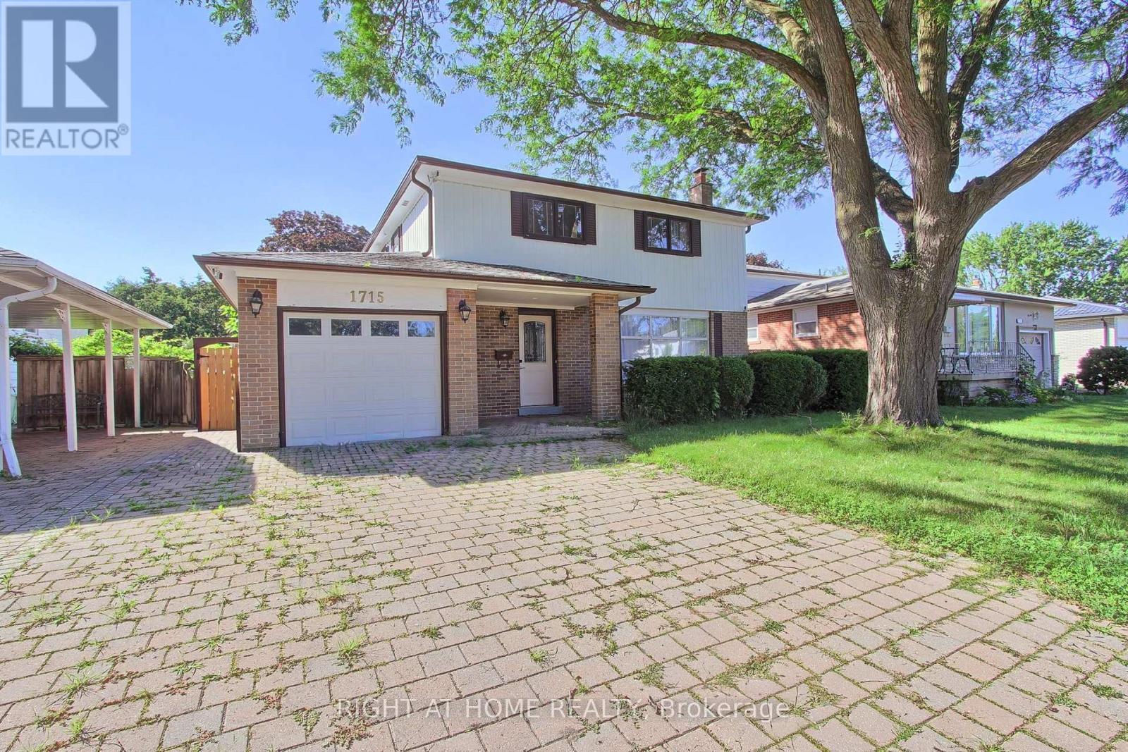 1715 OBERON CRESCENT - 4