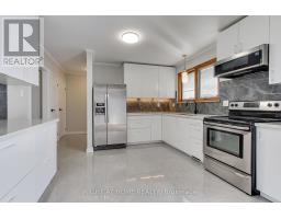 1715 Oberon Crescent, Mississauga, ON L4X2K7 Photo 15
