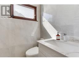 1715 Oberon Crescent, Mississauga, ON L4X2K7 Photo 20
