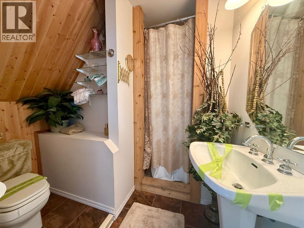1037 4 Avenue - 22