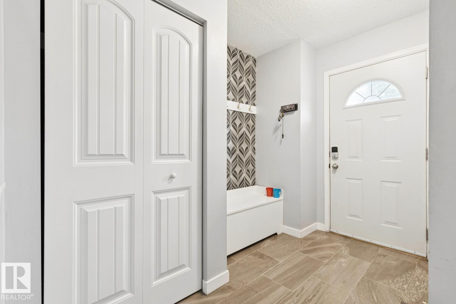 1194 KNOTTWOOD RD E NW - 5