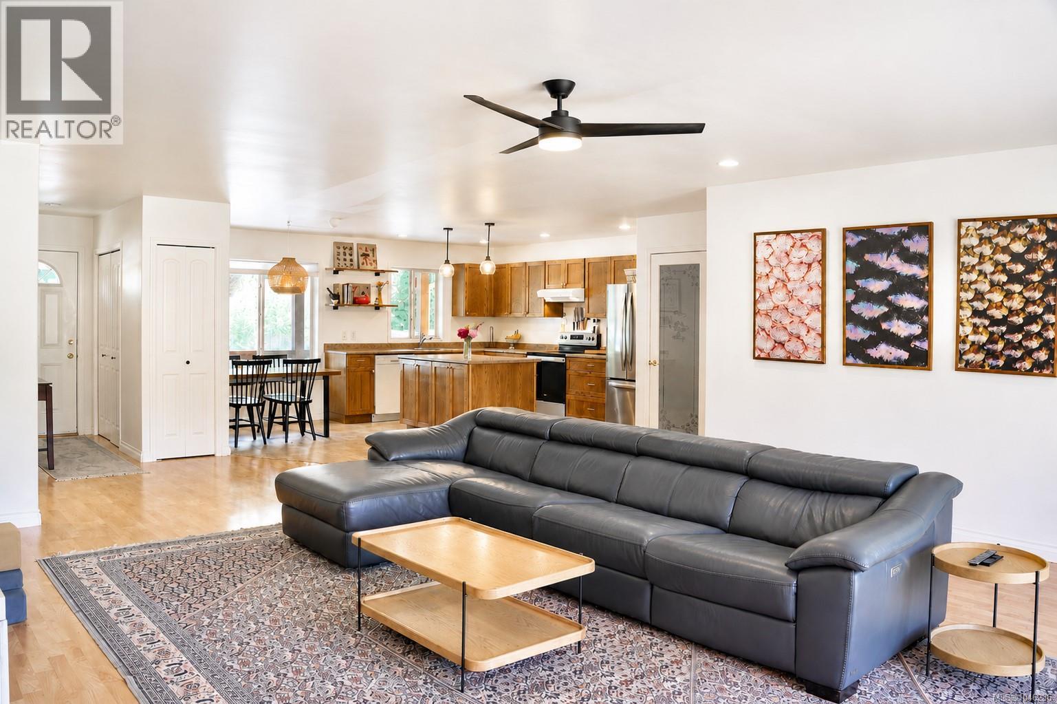 9351 Central Lake Rd - 10