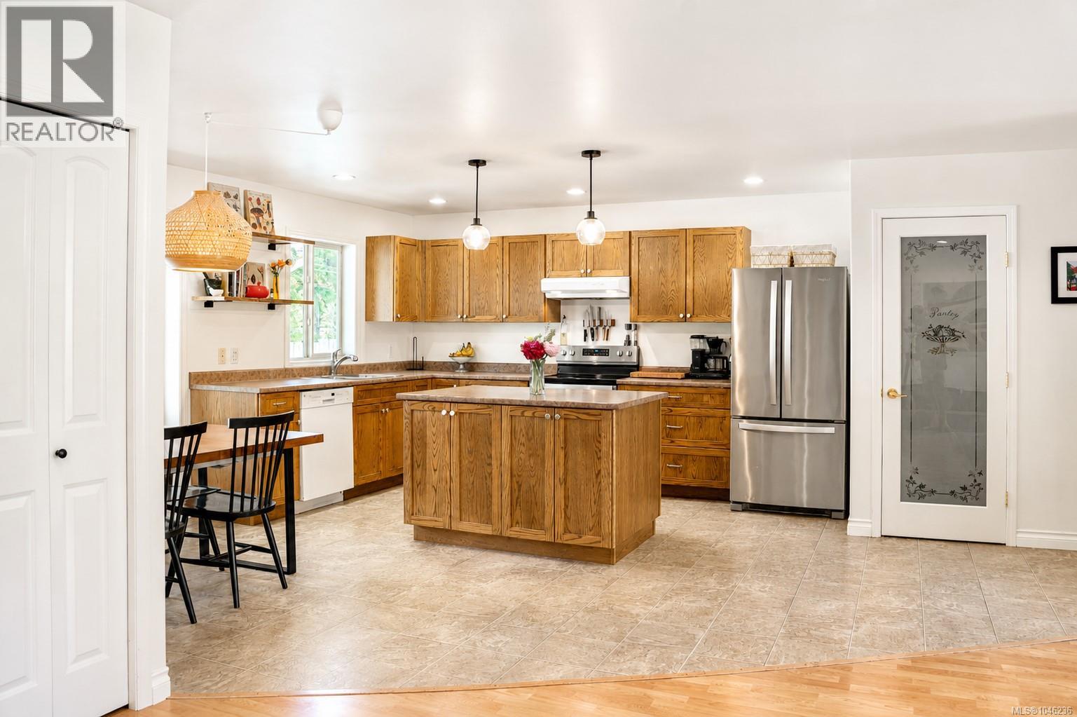 9351 Central Lake Rd - 4