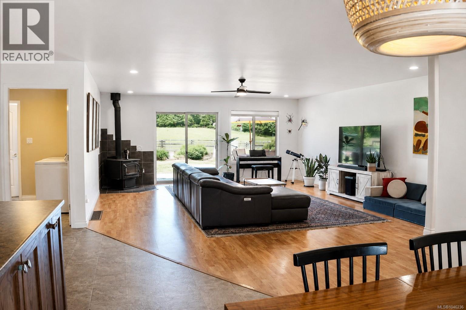 9351 Central Lake Rd - 7