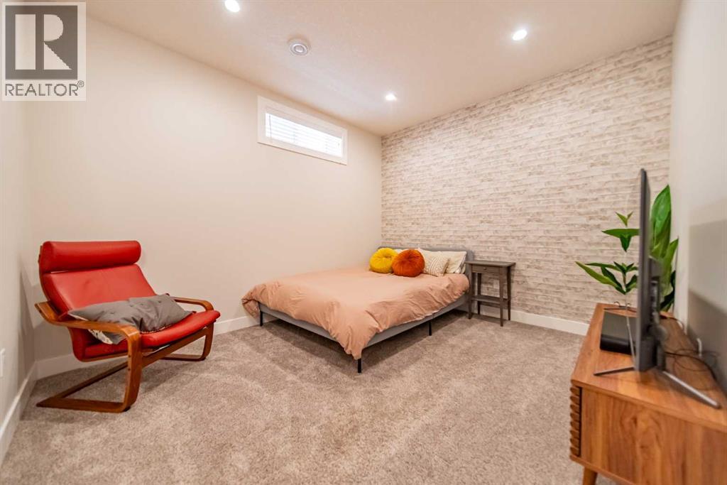 #2 1934 26 Street SW - Image 24