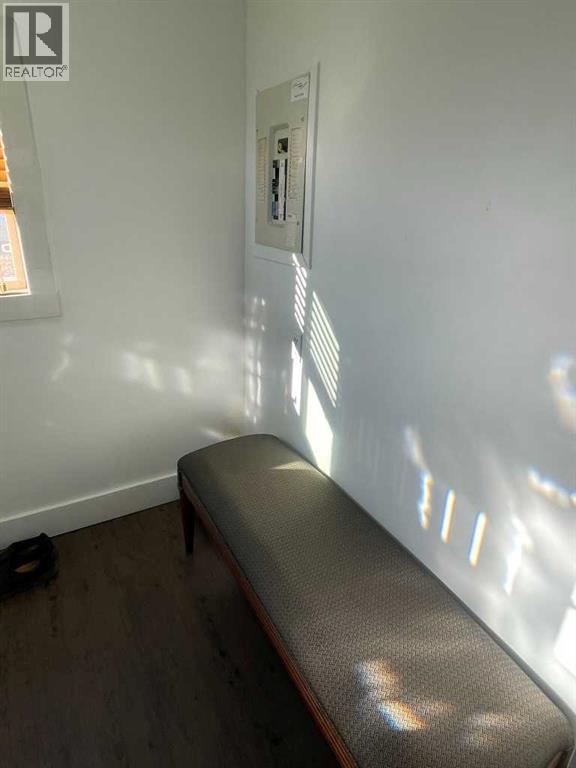 10104 99 Street - Image 8