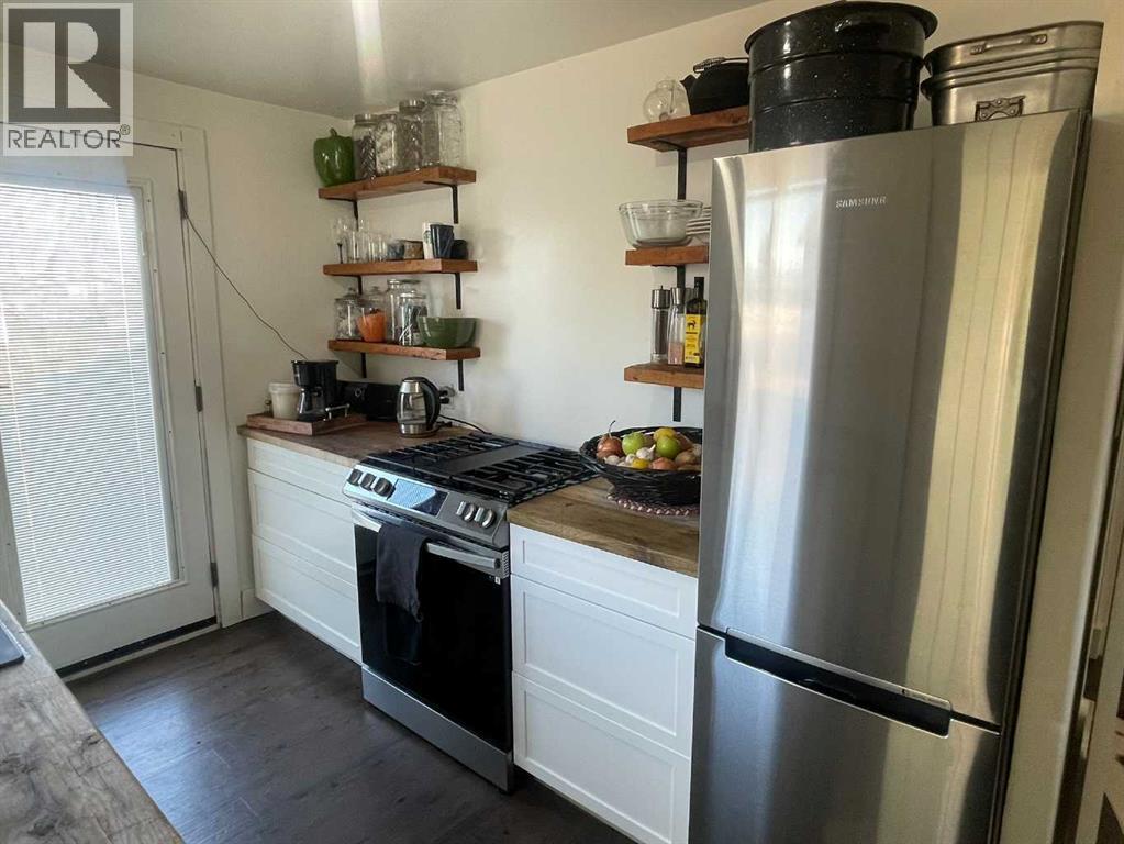10104 99 Street - 3