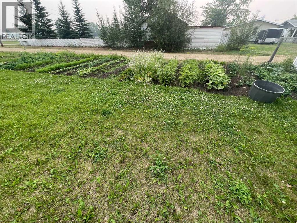 10104 99 Street - Image 20