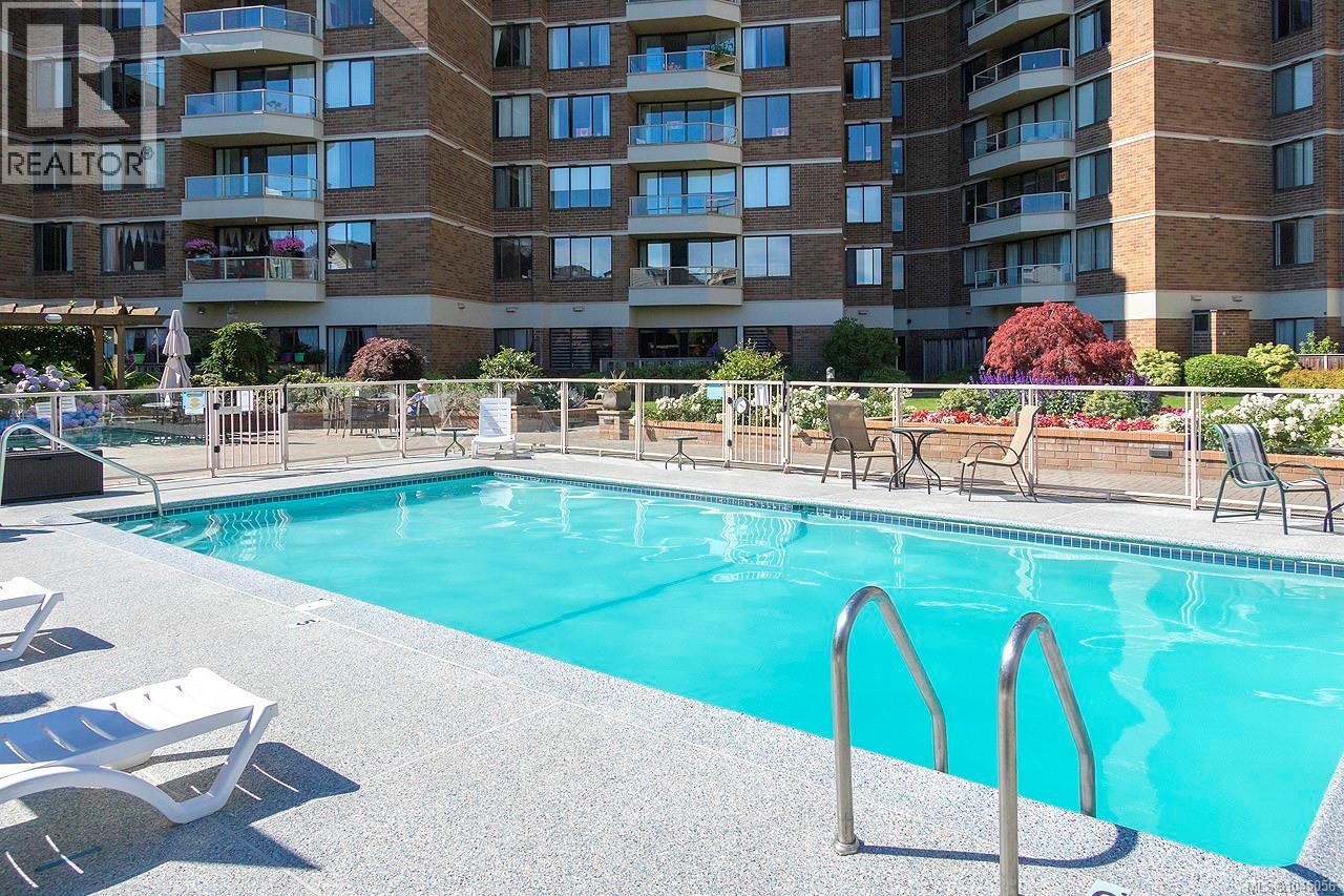 239 Belleville St - 45