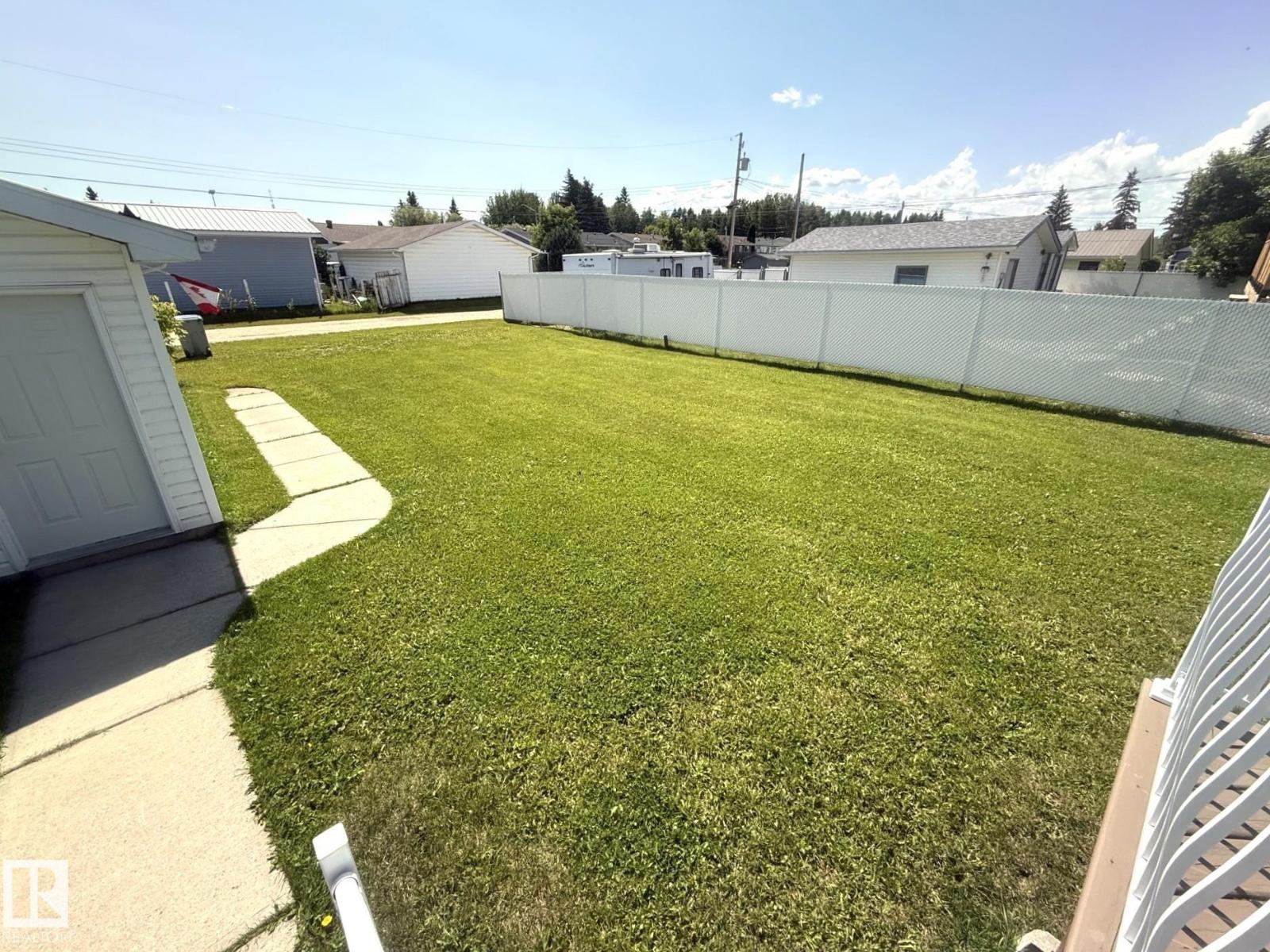4813 56 AV - Image 54