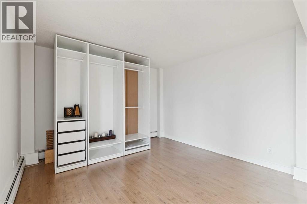 #204 328 Cedar Crescent SW - Image 29