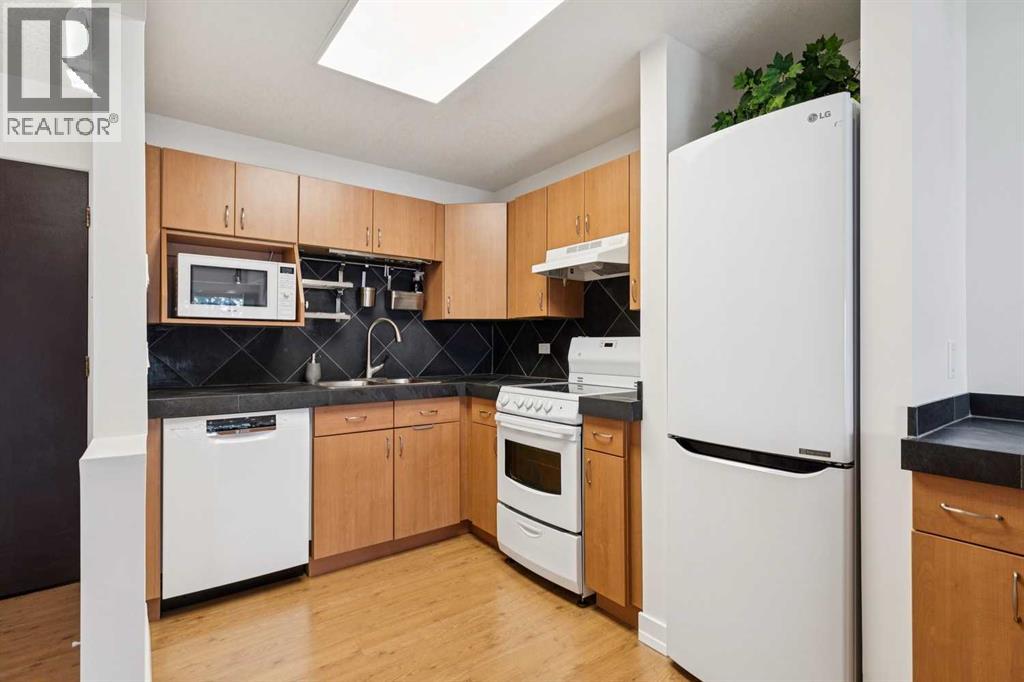 #204 328 Cedar Crescent SW - Image 8