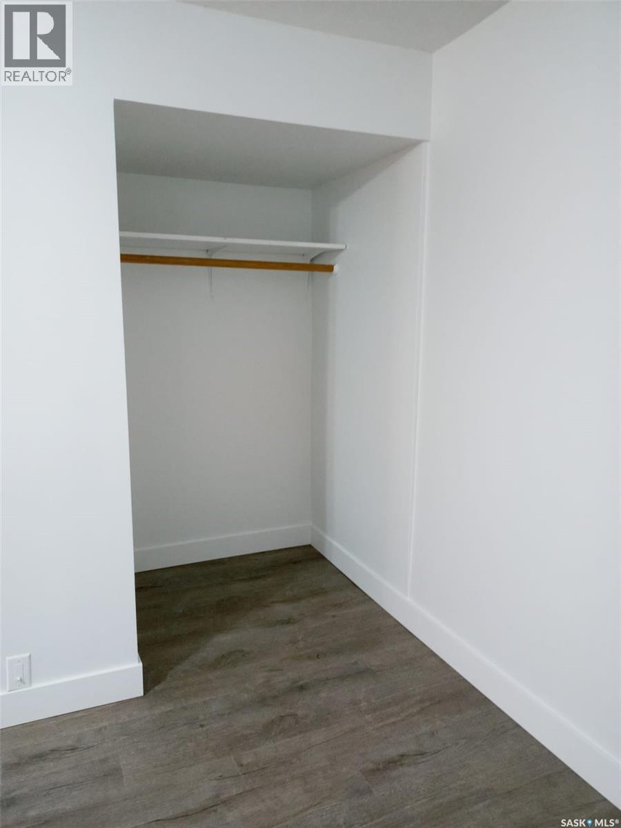 606 Balmoral STREET - 18