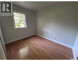 Laundry room - 606 Balmoral Street, Saskatoon, SK S7K0Y7 Photo 7