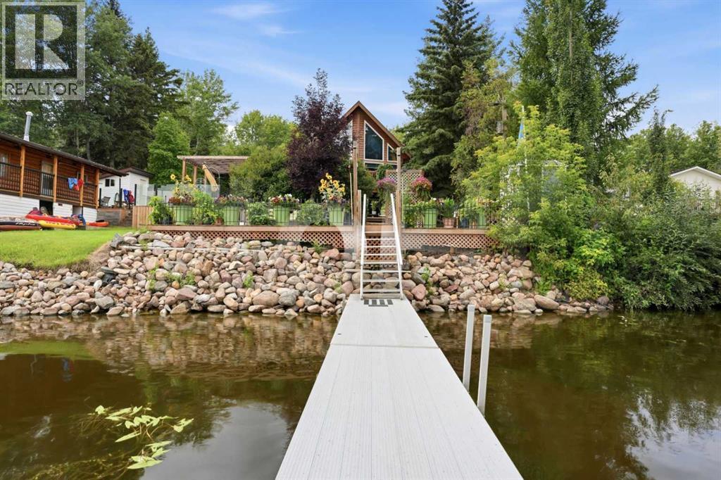 233 Appleby Crescent - 1