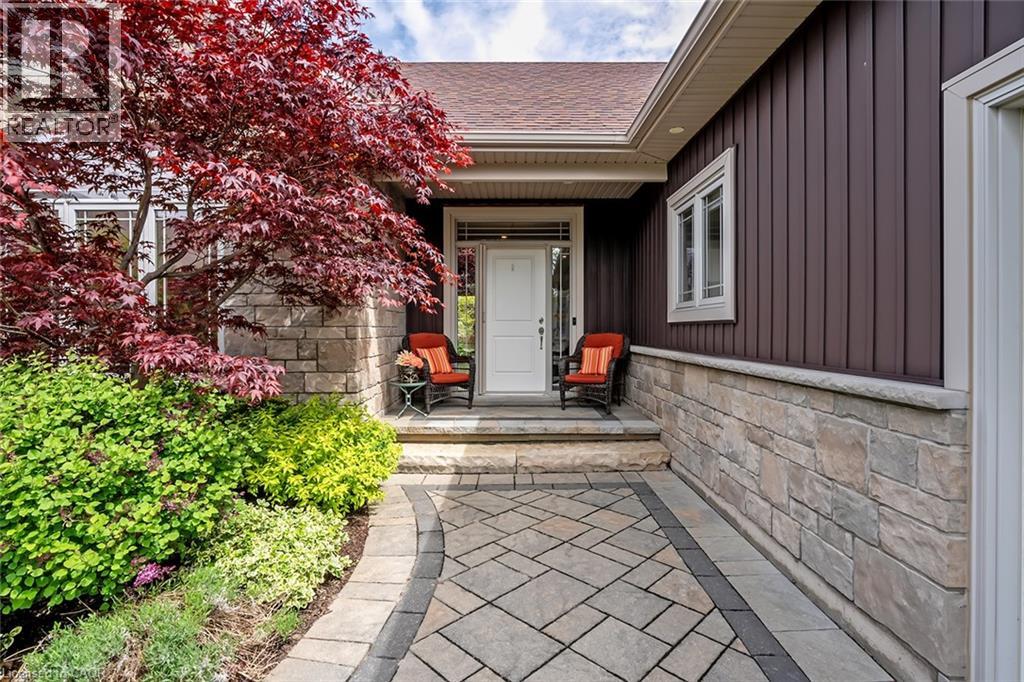 49 POSTMA Drive, Dunnville — photo 3