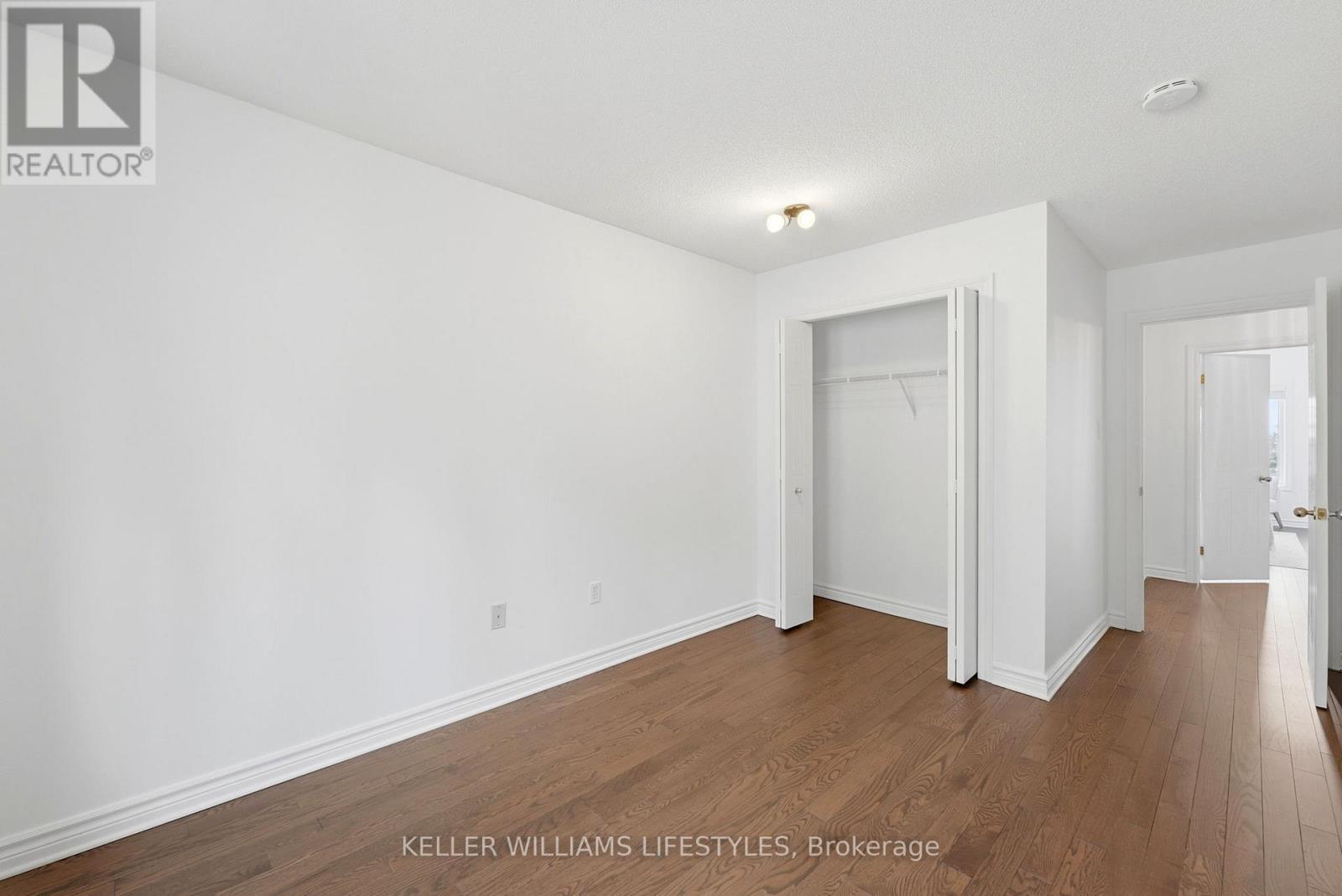 #16 270 NORTH CENTRE ROAD - Image 24