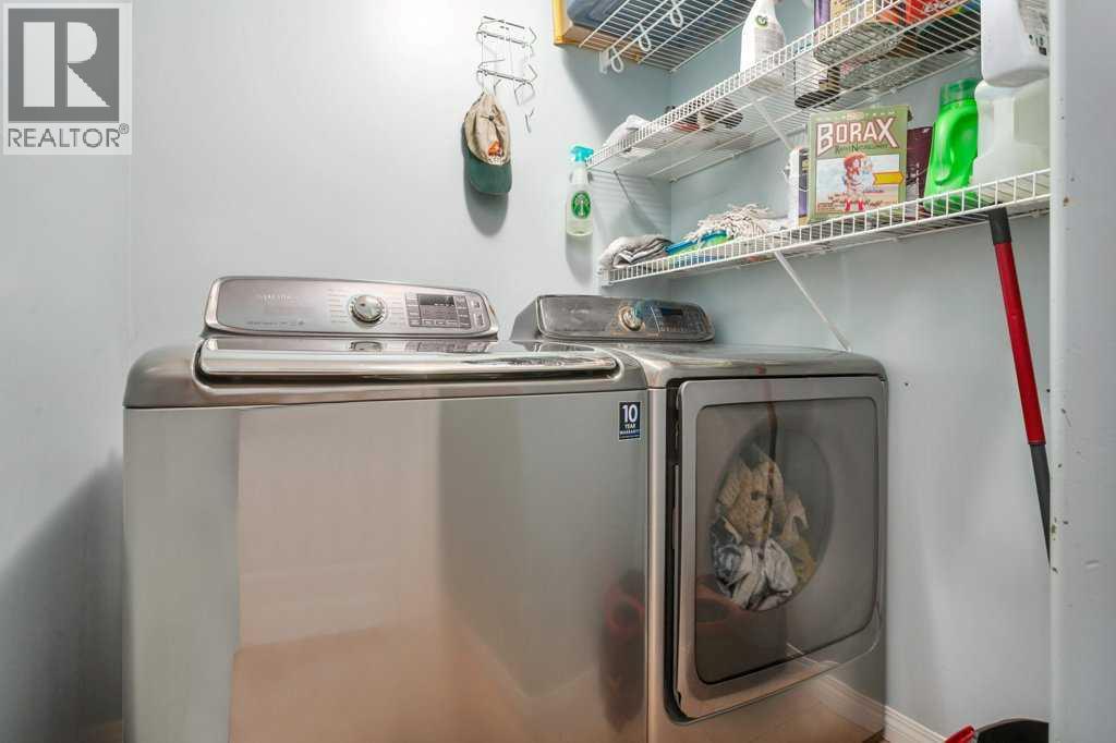 19 Lougheed Close - Photo 15