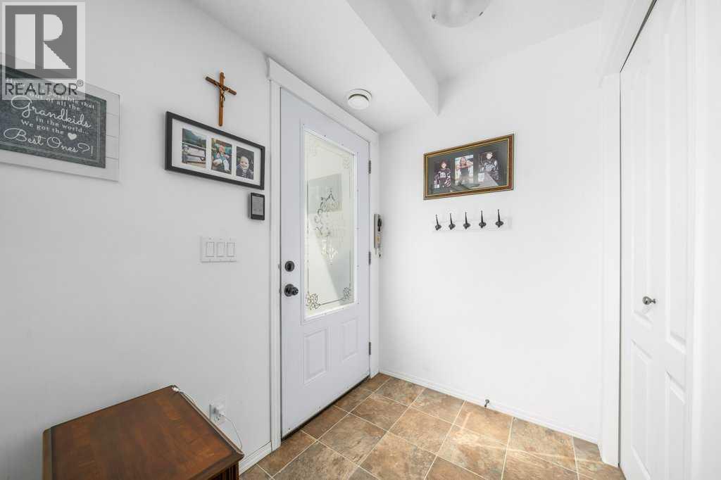125 Southlands Pointe SE - Image 5