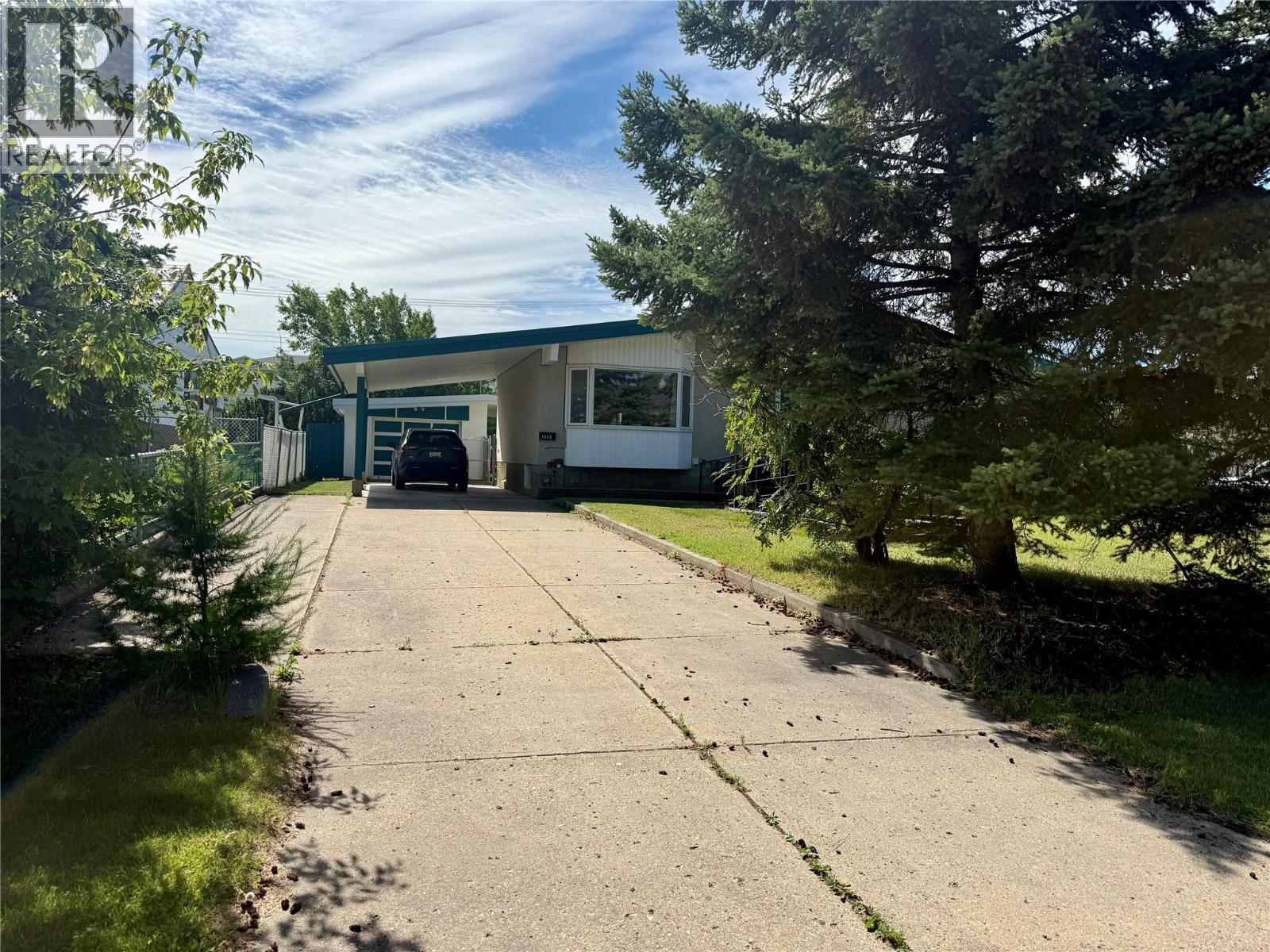 1513 108 Avenue - Image 23