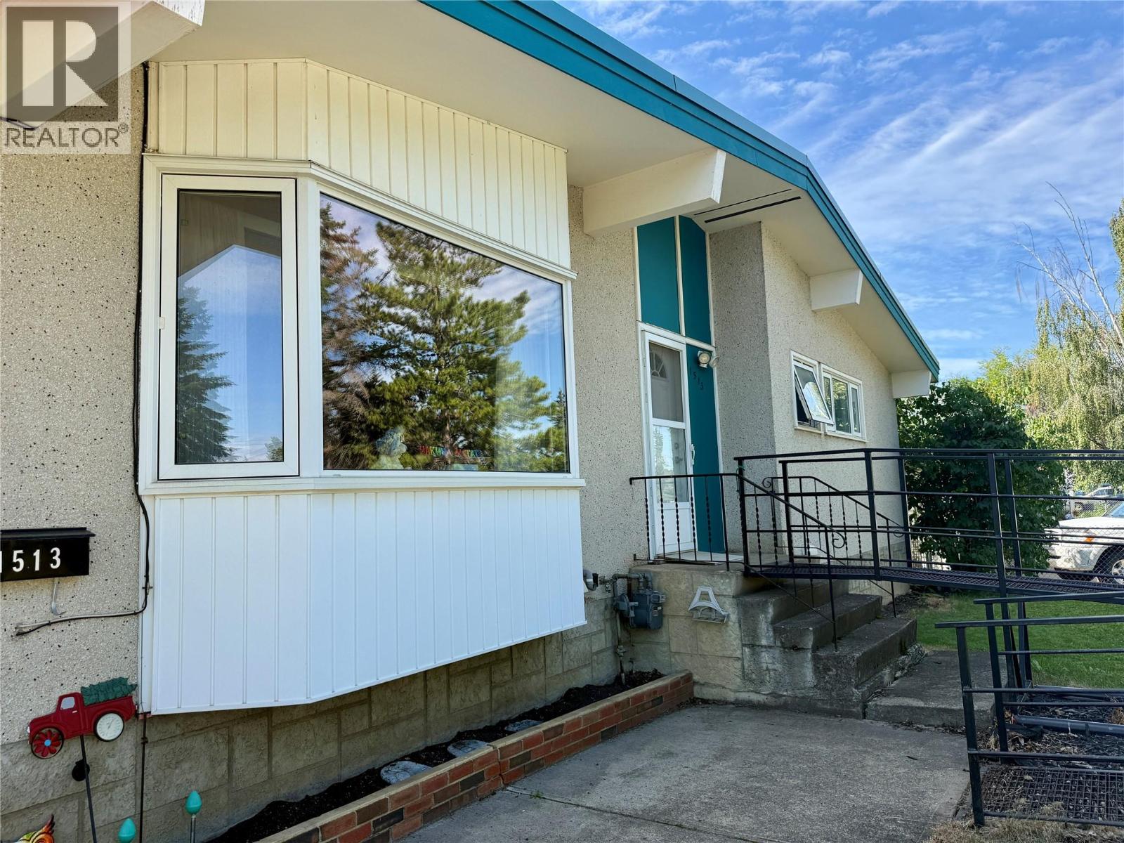 1513 108 Avenue - Image 24