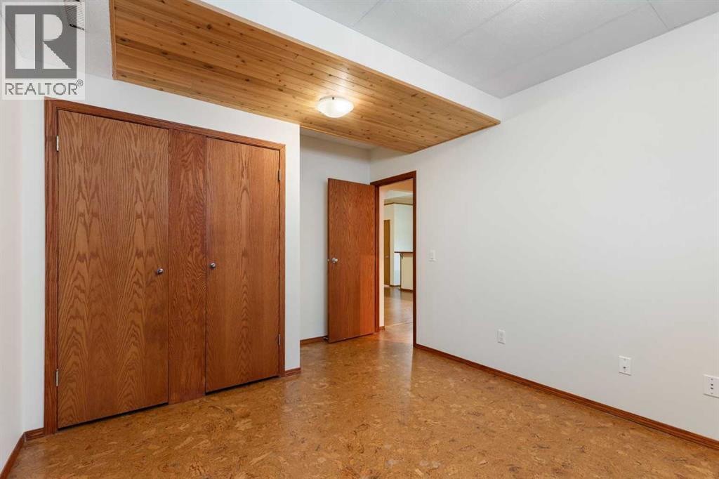1207 Westmount Drive - Image 35