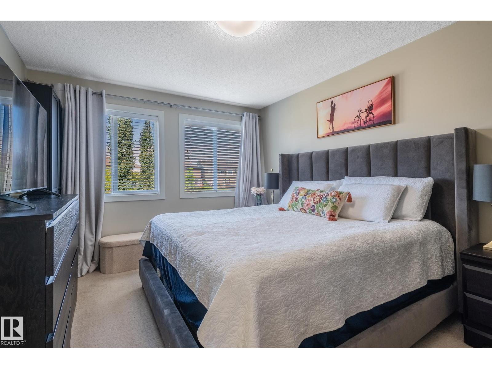 1747 HAMMOND CR NW - 24
