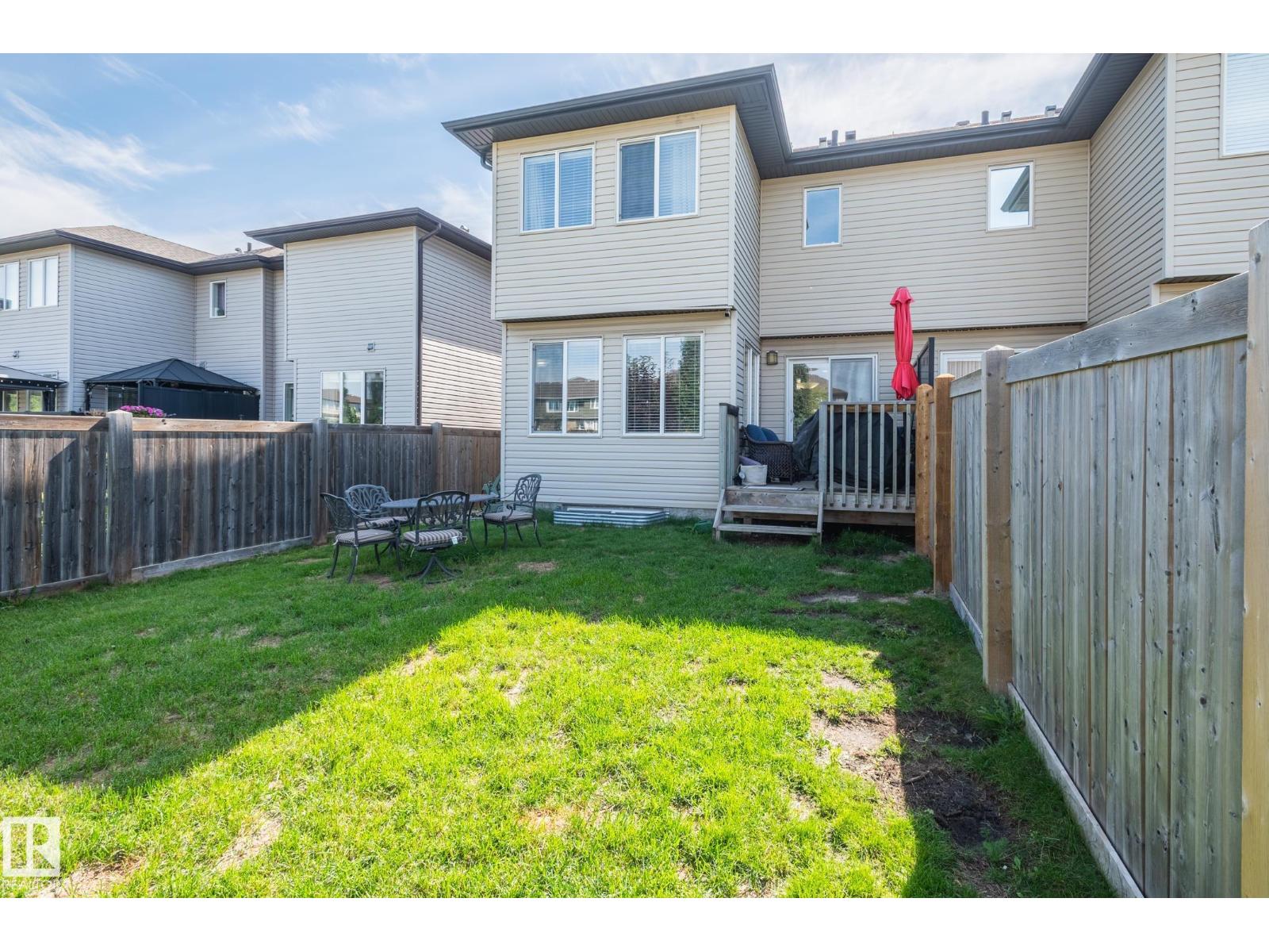 1747 HAMMOND CR NW - 36