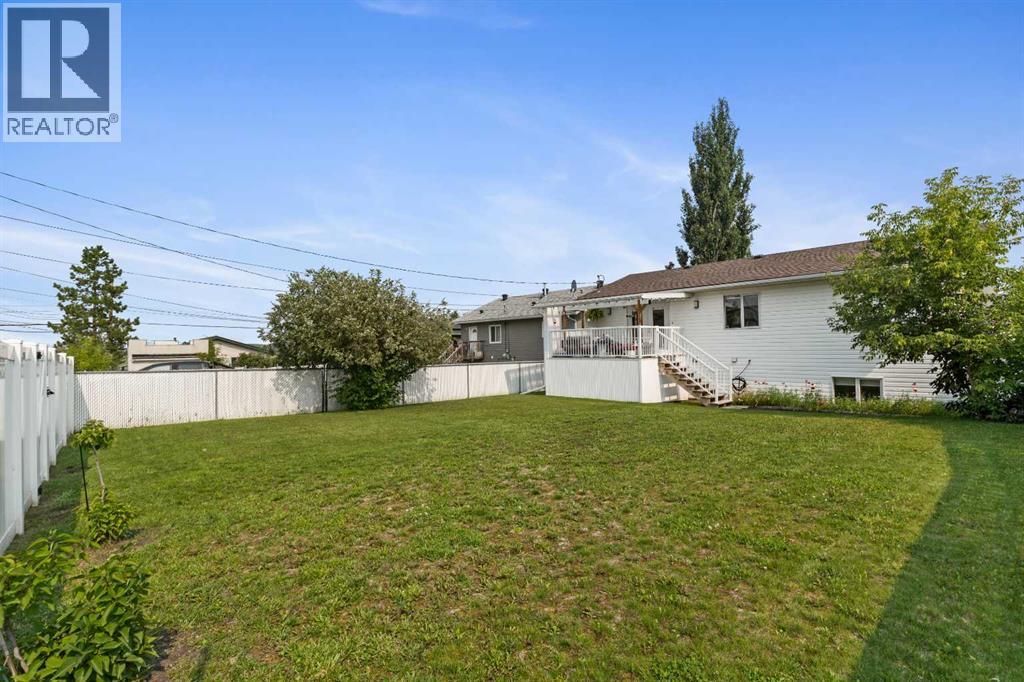 4726 44 Street - 4