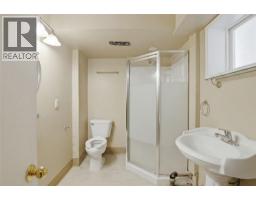 355 Pemberton Terrace, Kamloops, BC V2C1T2 Photo 26