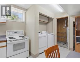 355 Pemberton Terrace, Kamloops, BC V2C1T2 Photo 17